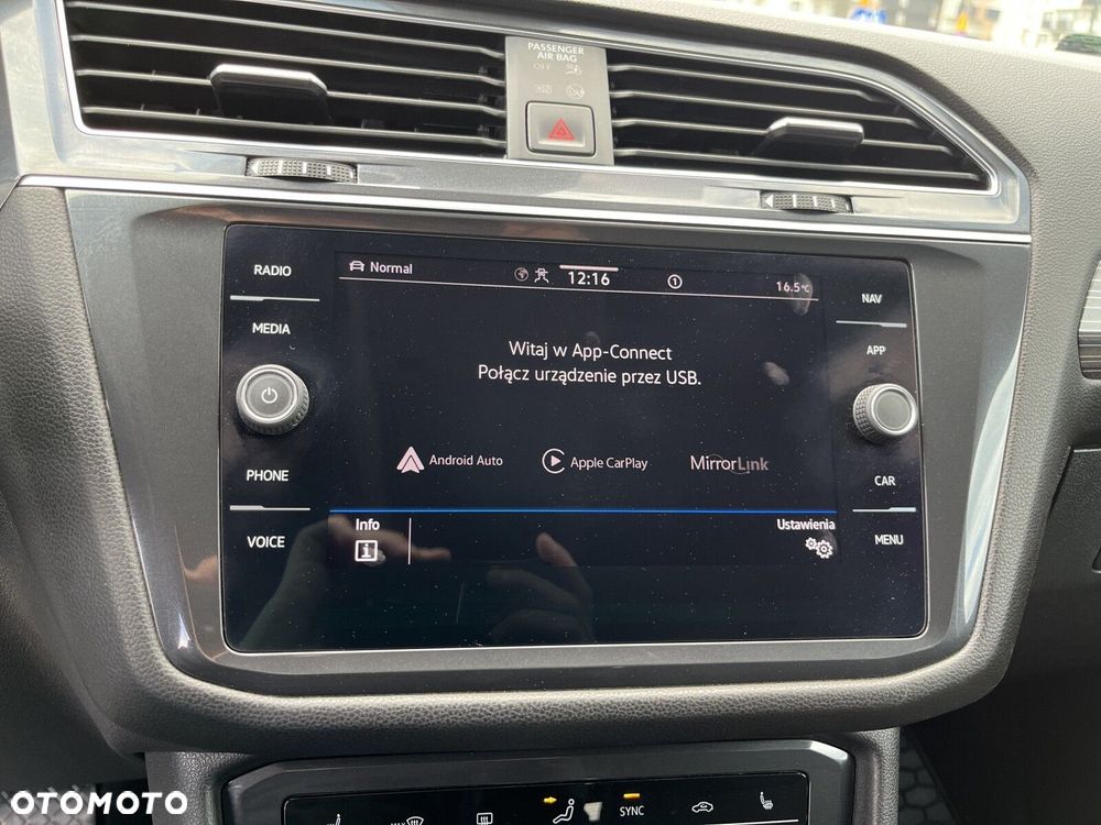 Volkswagen Tiguan - 18