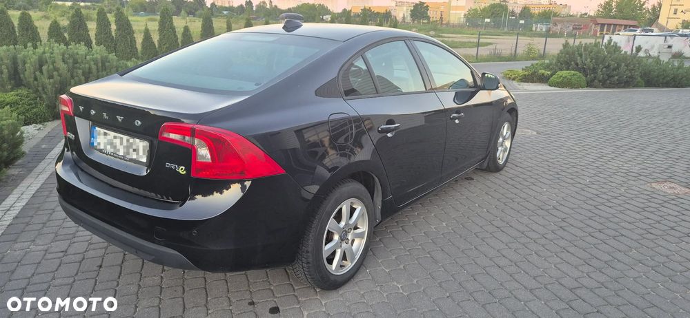 Volvo S60 D2 Kinetic - 4