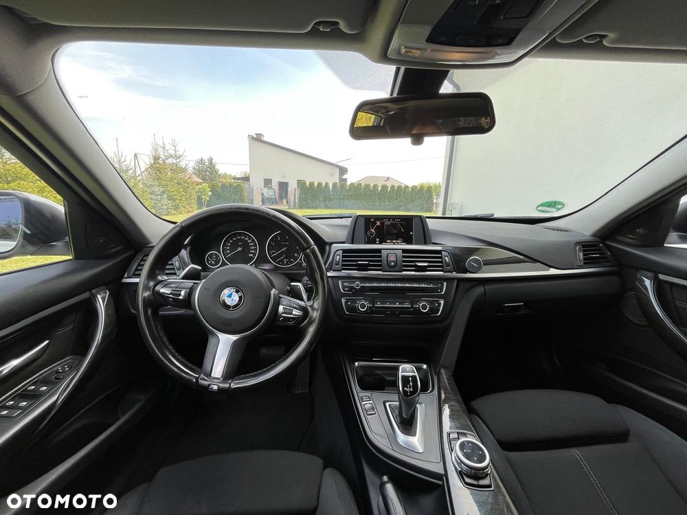 BMW Seria 3 335d Touring xDrive Sport Line - 8