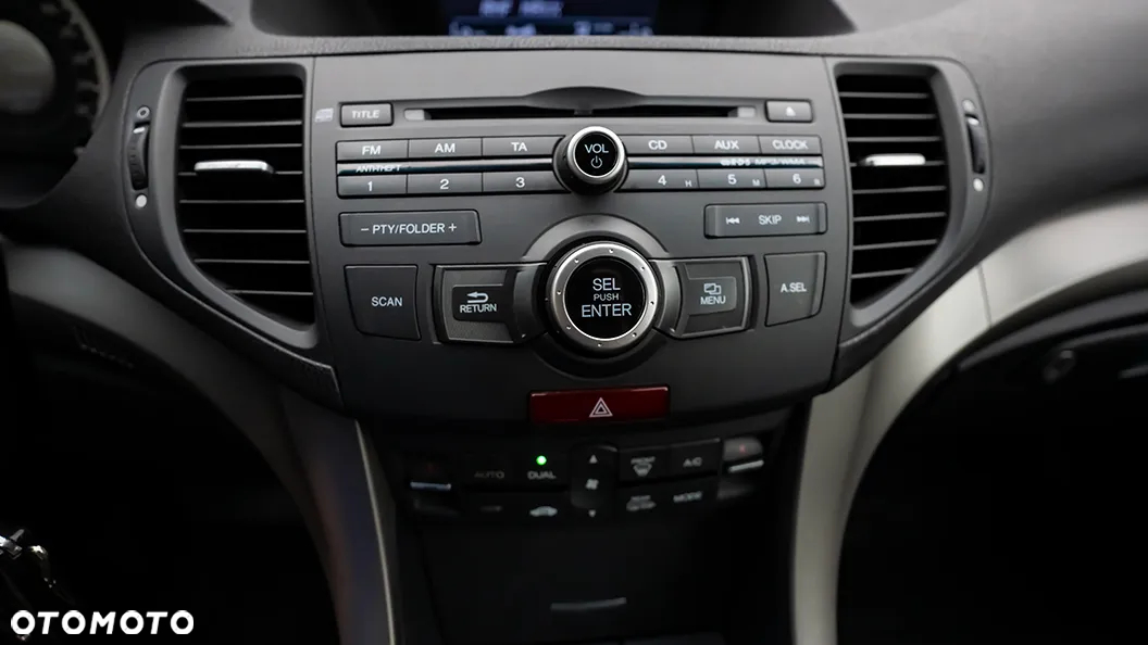 Honda Accord 2.0 Elegance - 34