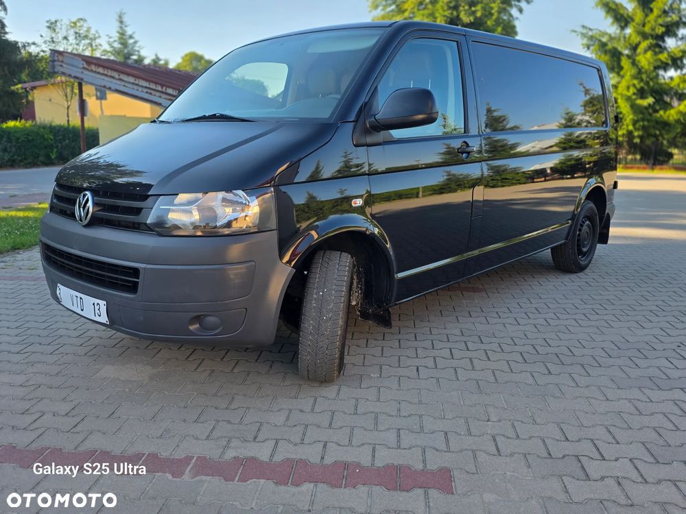 Volkswagen Transporter - 1