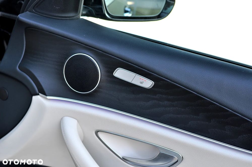 Mercedes-Benz Klasa E 220 d 9G-TRONIC Edition AVANTGARDE - 27