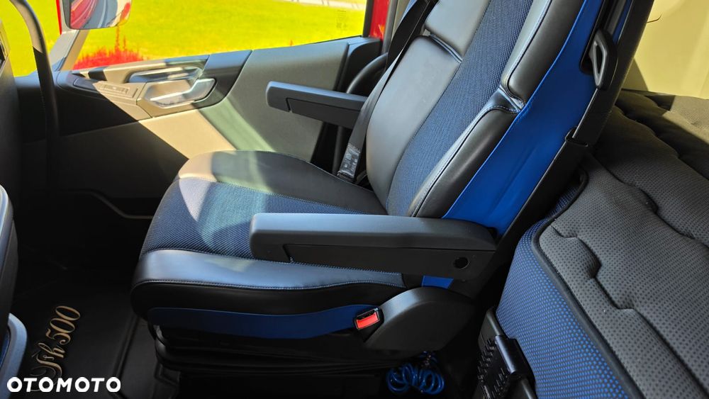 Volvo ///FH///500///2023/// GLOBETROTTER///XXL///HYDRAULIKA/// KLIMATYZACJA POSTOJOWA///ALUMINIOWE FELGI///ZABUDOWY MIĘDZYOSIOWE///FULL LED///VIRTUAL COCPIT///TV///WAGA/// STAN BARDZO DOBRY - 30