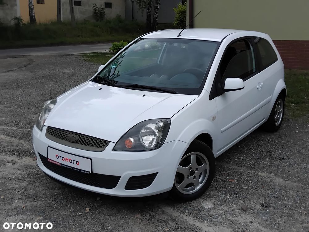 Ford Fiesta 1.4 Style - 26