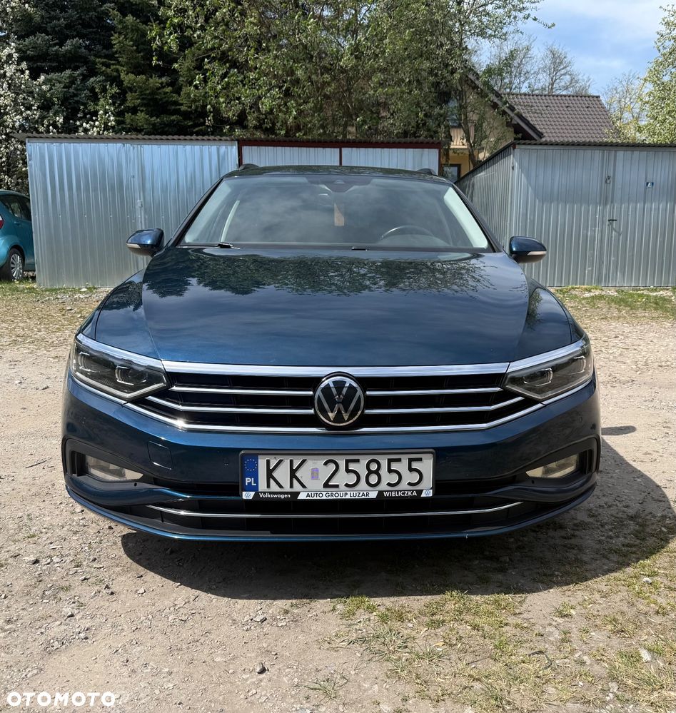Volkswagen Passat Variant 2.0 TDI SCR DSG Business - 8