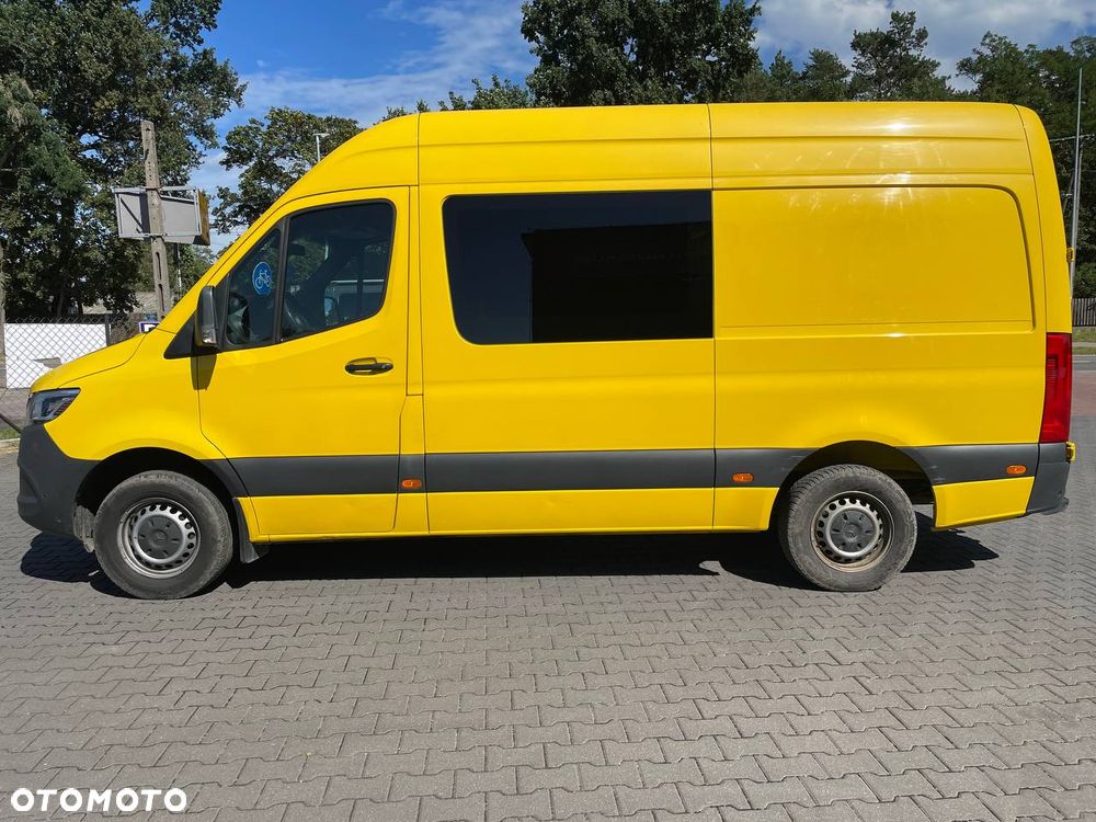 Mercedes-Benz Sprinter - 4