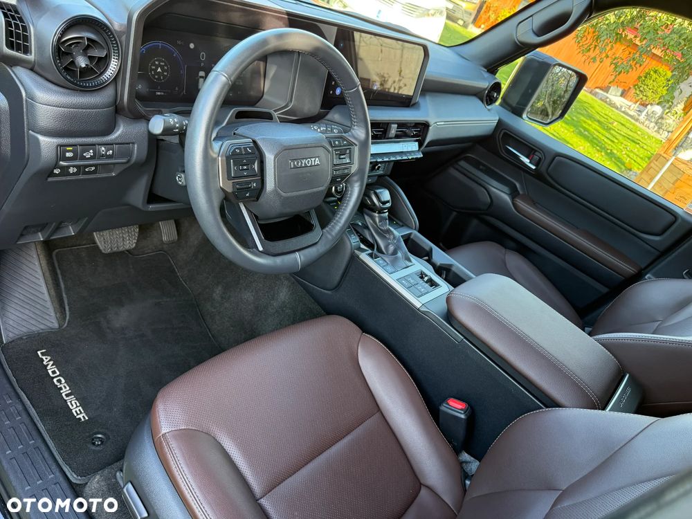 Toyota Land Cruiser LC 2.8 D-4D Invincible - 23