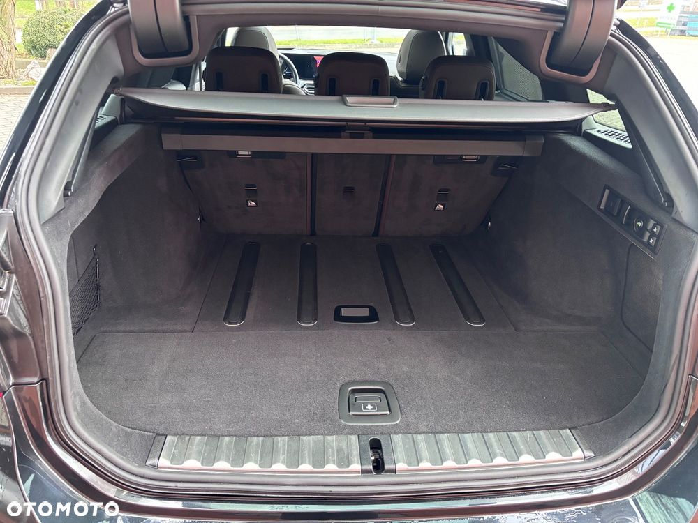 BMW Seria 3 320d xDrive M Sport Shadow sport - 34