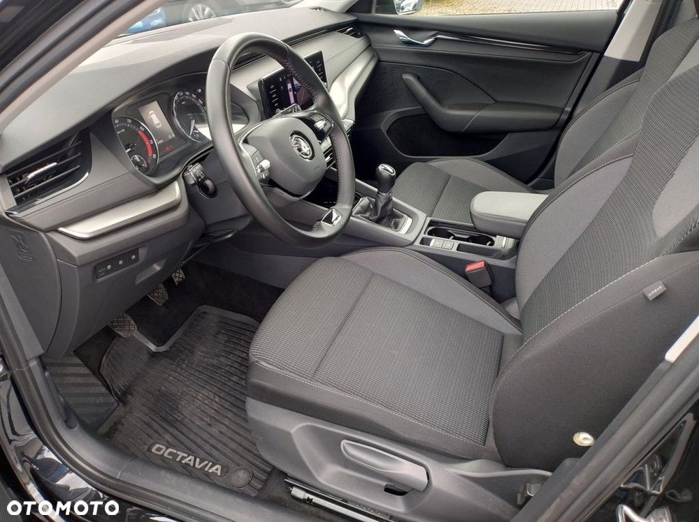 Skoda Octavia 1.5 TSI ACT Ambition - 9