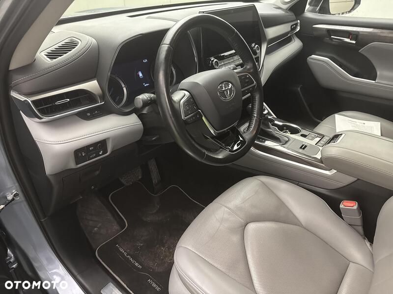 Toyota Highlander - 12