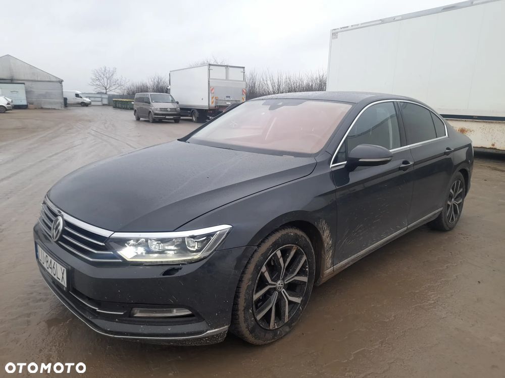 Volkswagen Passat 1.5 TSI EVO Highline DSG - 1