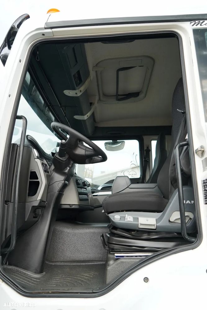 MAN TGS 32.400 / 8x4 / BETONIERĂ LIEBHERR / BETONIERĂ 9 M3 / JANTE DIN ALIAJ / EURO 5 - 27