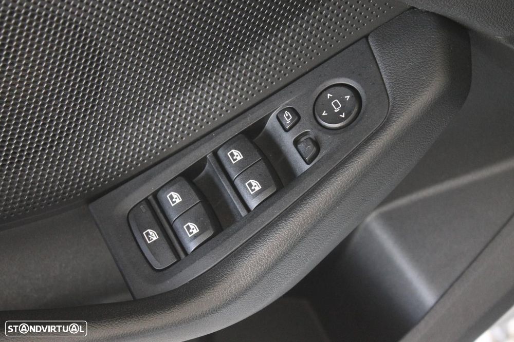 BMW 116 d Aut. Advantage - 37