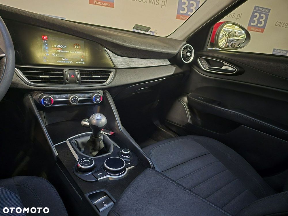 Alfa Romeo Giulia - 20
