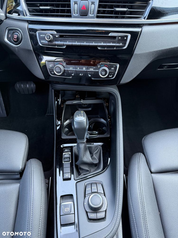 BMW X1 xDrive25i Advantage sport - 18