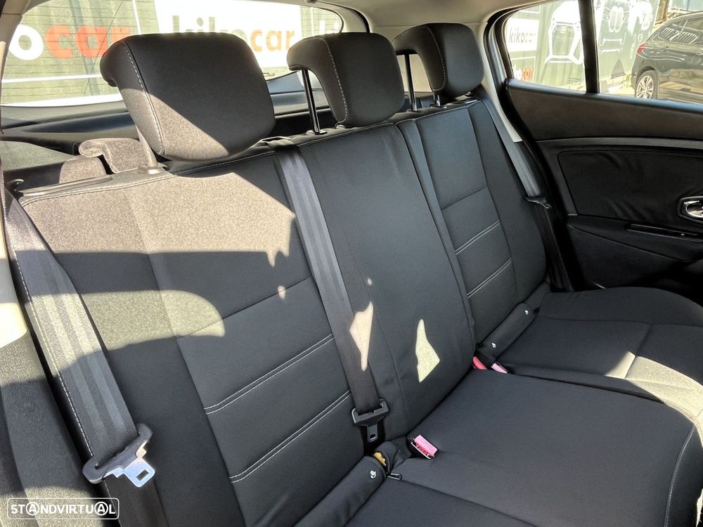 Renault Mégane 1.5 dCi Confort SS - 30