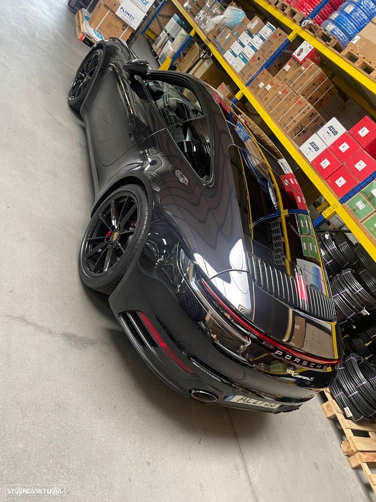 Porsche 911 (992) Carrera S PDK - 4