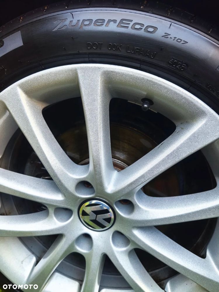 Volkswagen Golf 1.9 TDI Comfortline DSG - 21