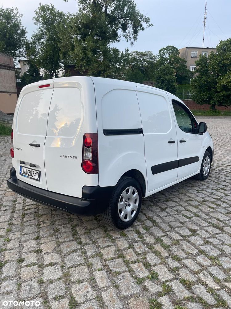Peugeot PARTNER - 16