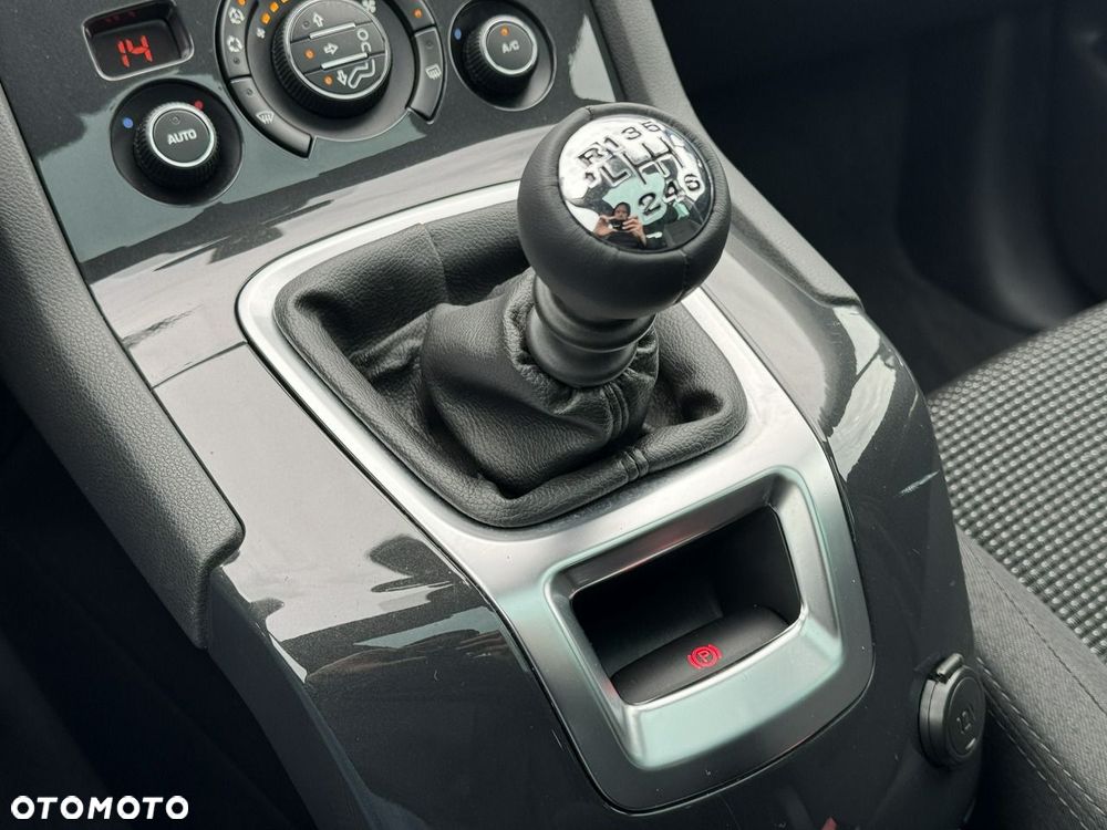 Peugeot 5008 PureTech 130 Style - 36