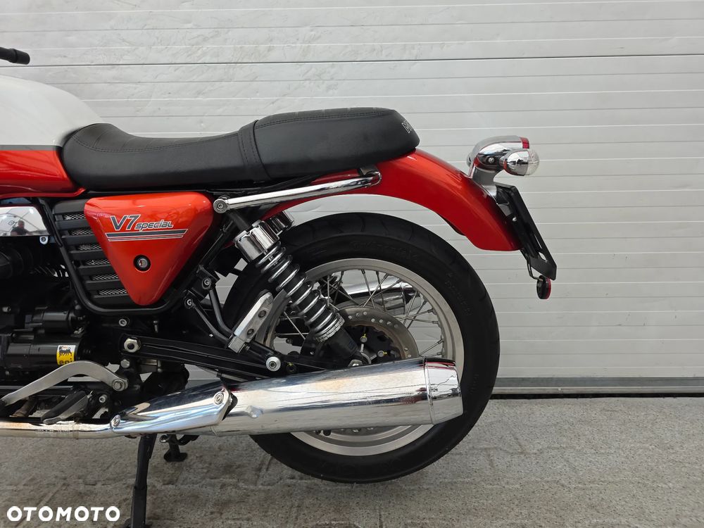 Moto Guzzi V7 - 11