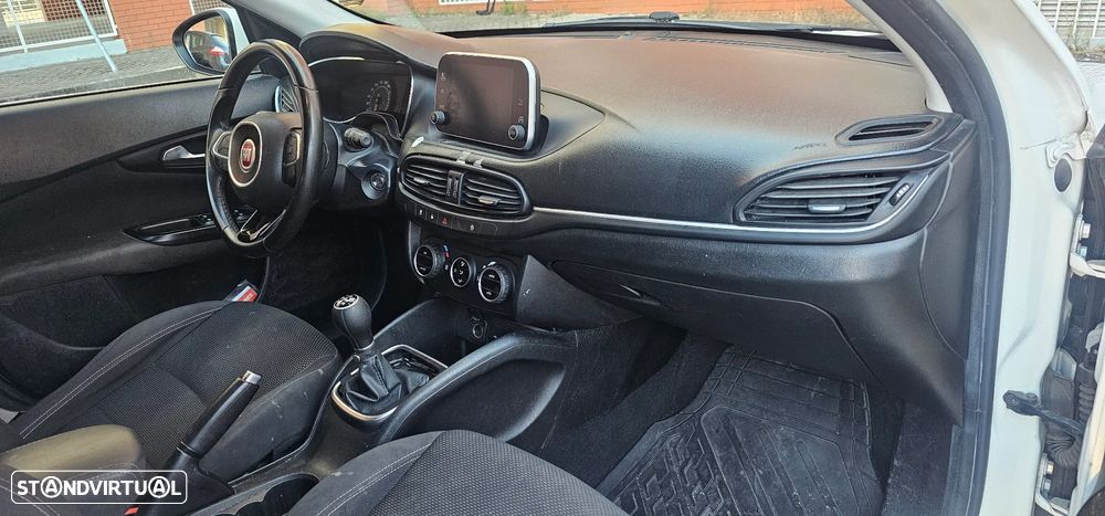 Fiat Tipo 1.3 M-Jet Easy - 10