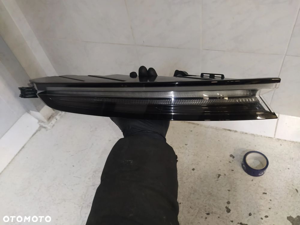 PORSCHE TAYCAN 9JA 19- LAMPA TYŁ TYLNA LED PRAWA LEWA  BASE USA ORYGINAŁ - 6
