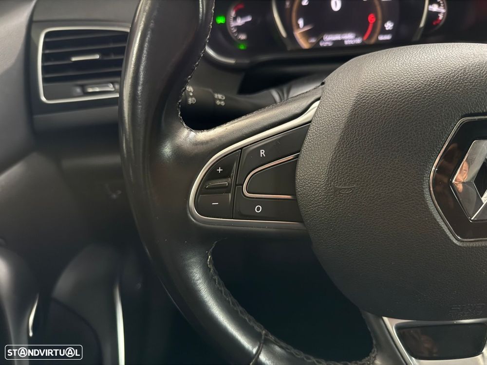 Renault Mégane ENERGY TCe 130 BOSE EDITION - 18