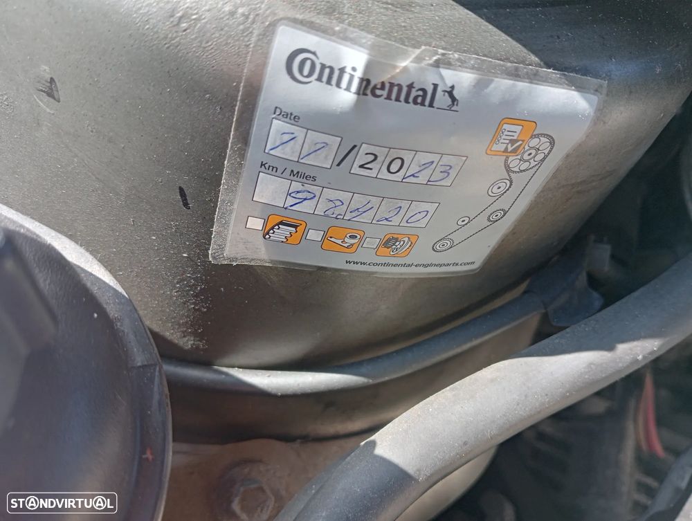 Ford Mondeo SW 2.0 TDdi Trend - 24