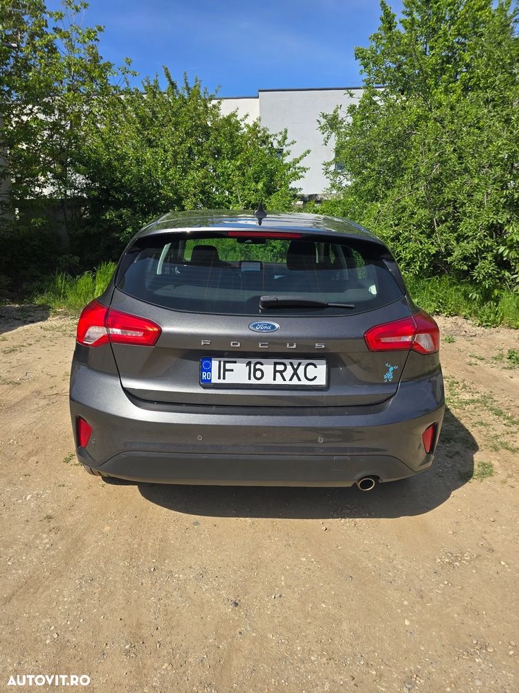 Ford Focus 1.5 EcoBlue Start-Stopp-System Aut. TITANIUM - 4