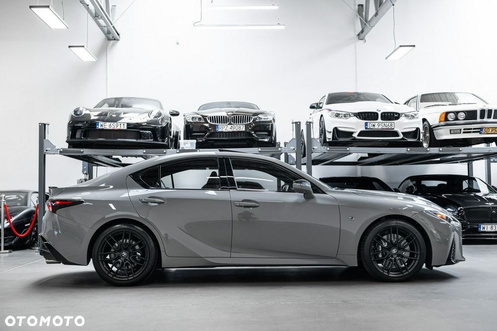 Lexus IS - 6