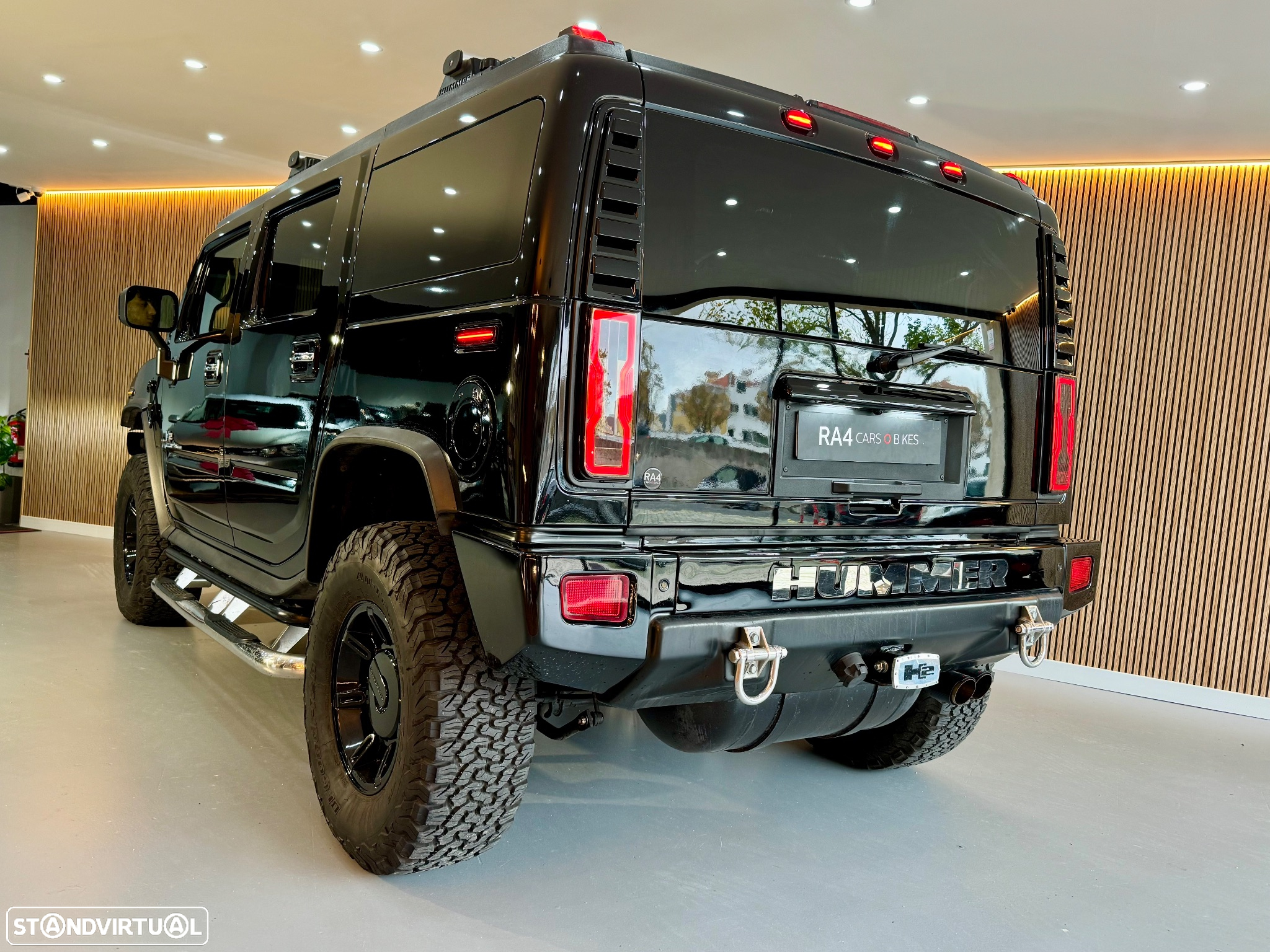 Hummer H2 6.0 Luxury - 24