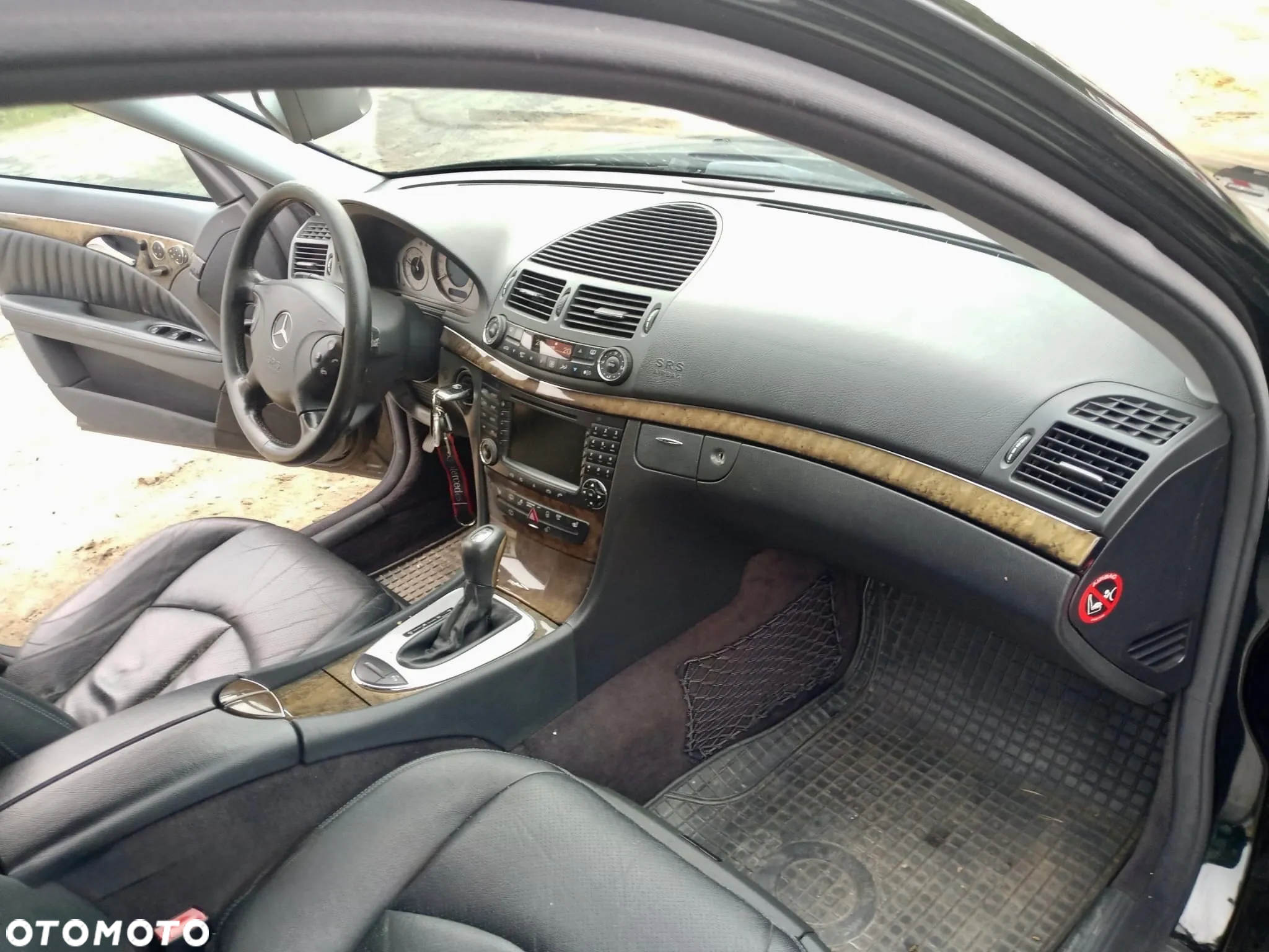 Mercedes-Benz Klasa E 320 CDI T Avantgarde - 8