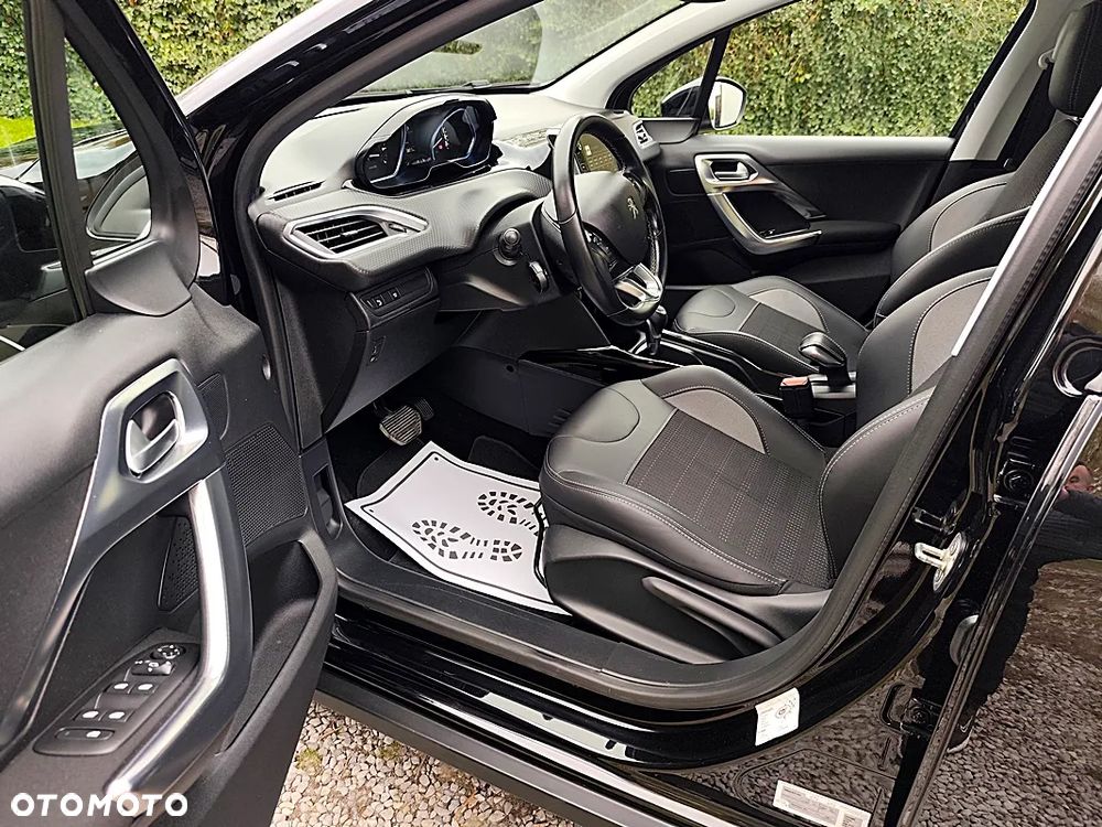 Peugeot 2008 PureTech 110 Stop&Start EAT6 Allure - 7