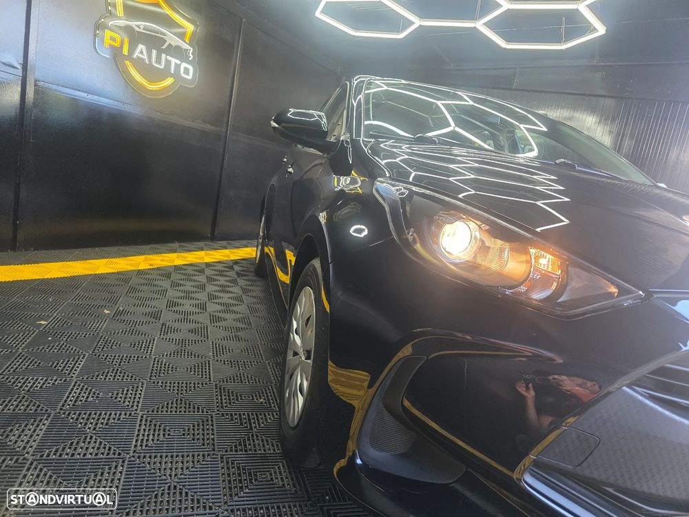 Toyota Yaris 1.5 HDF Exclusive - 12
