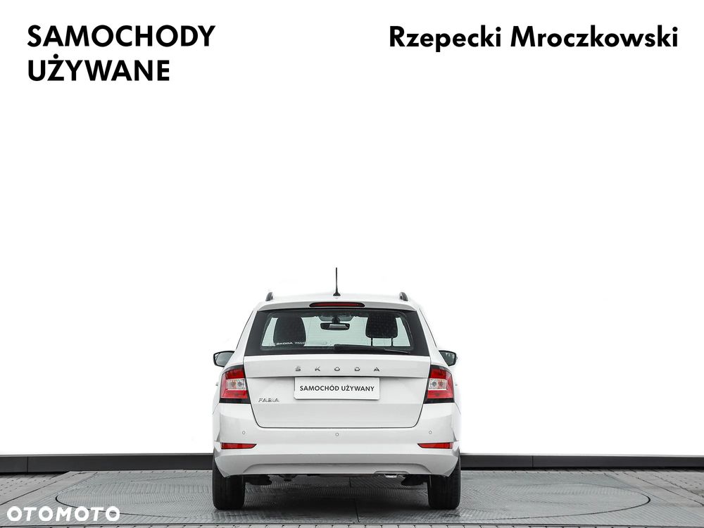 Skoda Fabia 1.0 TSI Ambition Plus - 6
