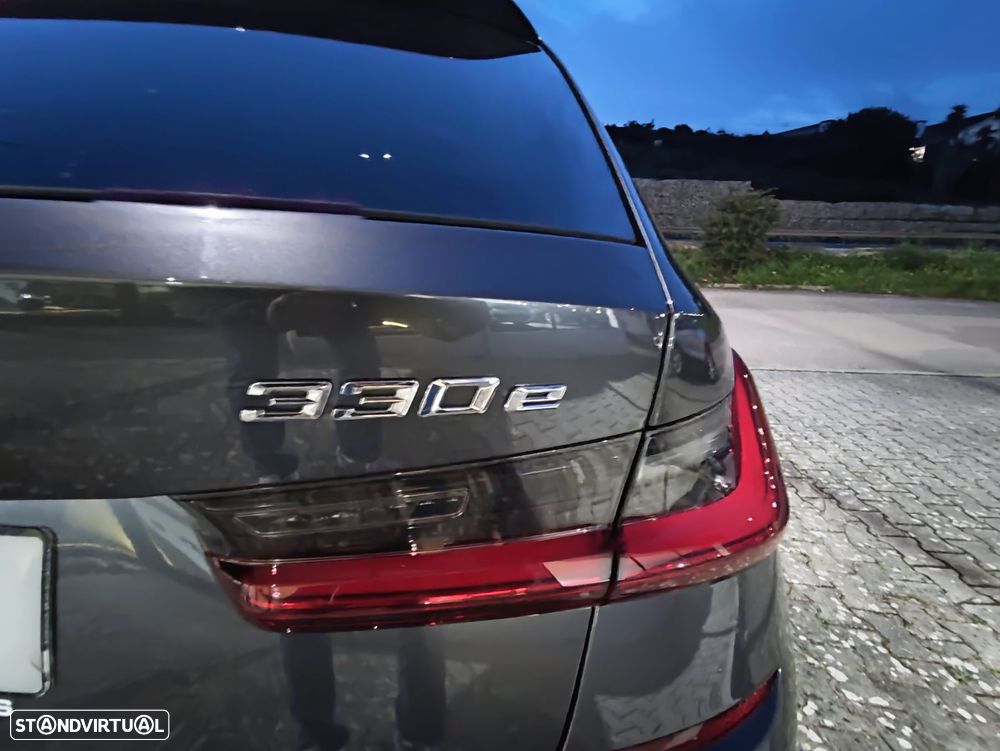 BMW 330 e Touring Pack M Auto - 8