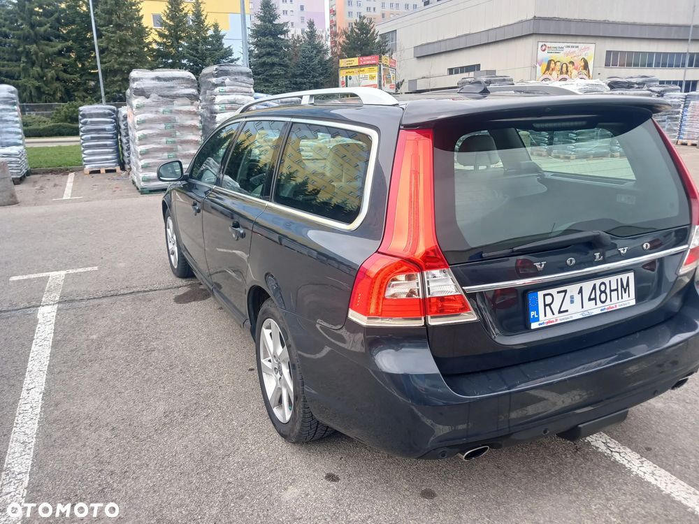 Volvo V70 D3 Kinetic - 28