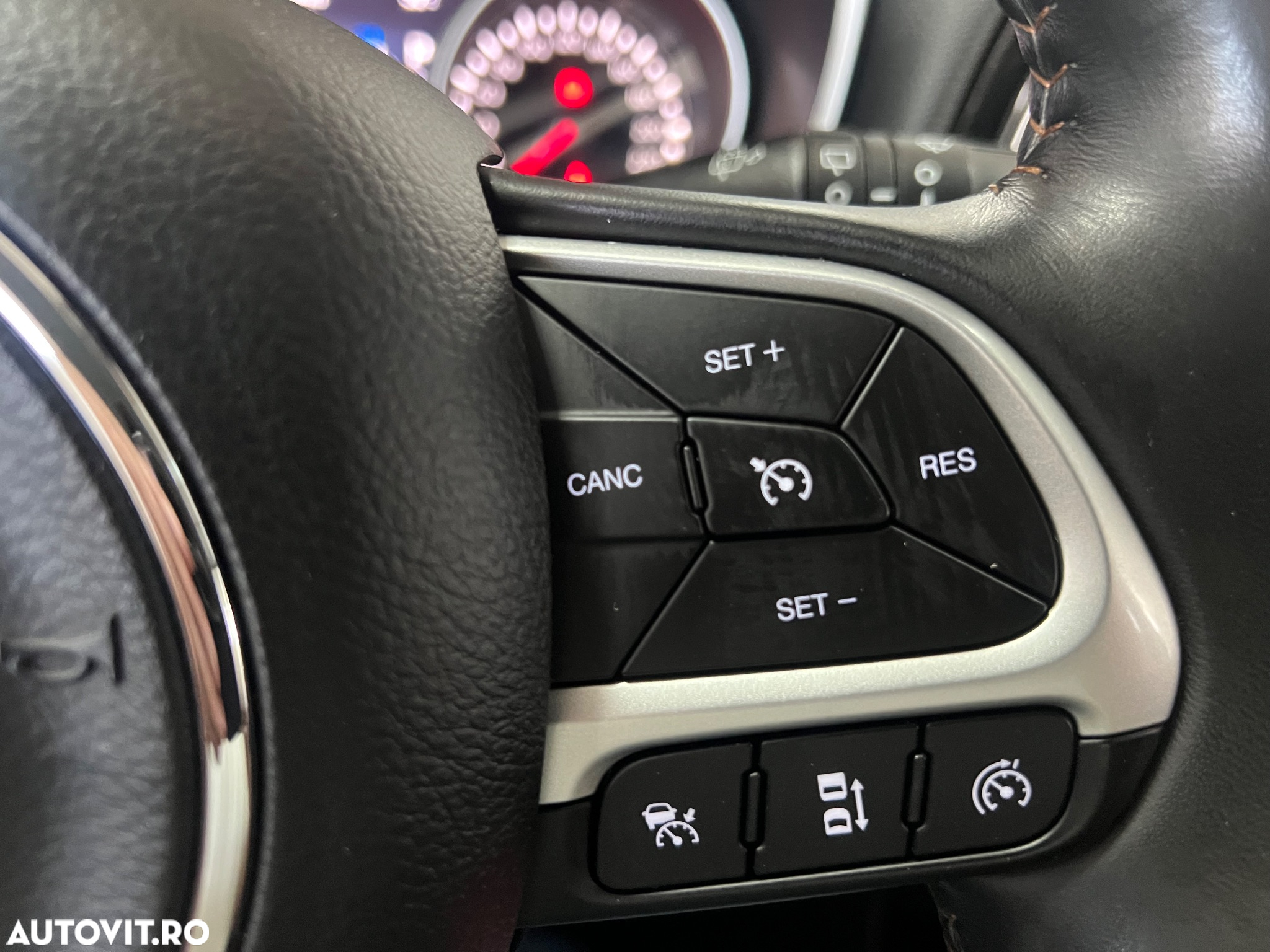 Jeep Compass 2.0 M-Jet 4x4 AT Limited - 29
