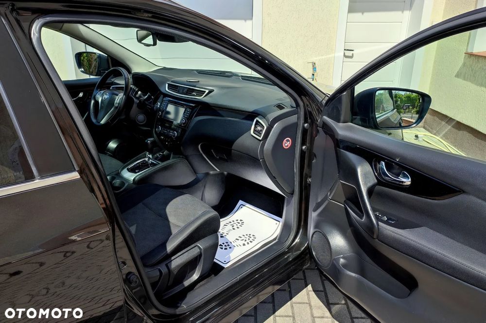 Nissan Qashqai 1.2 DIG-T Xtronic TEKNA - 19