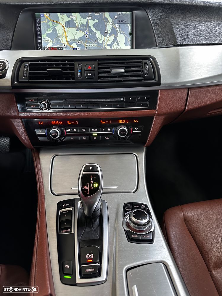 BMW 520 d Pack M Auto - 29