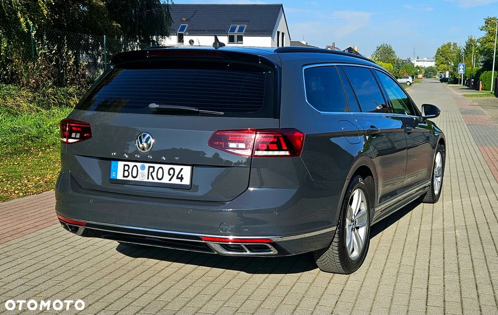 Volkswagen Passat 2.0 TDI SCR DSG Highline - 6