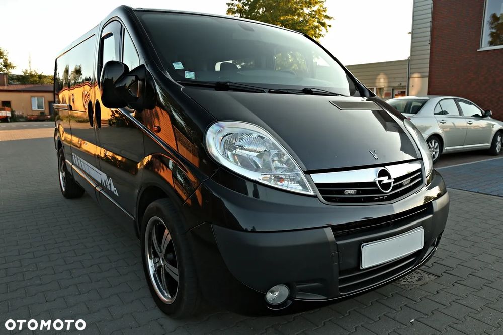 Opel Vivaro - 16