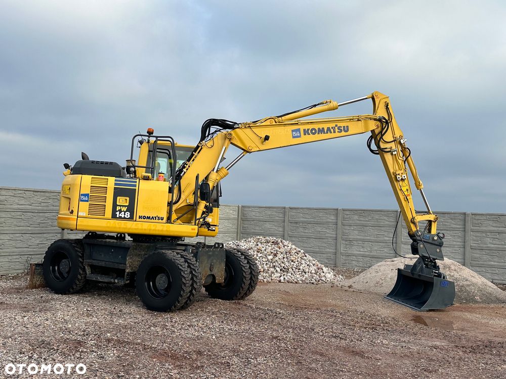 Komatsu /  PW 148-8 / - 11