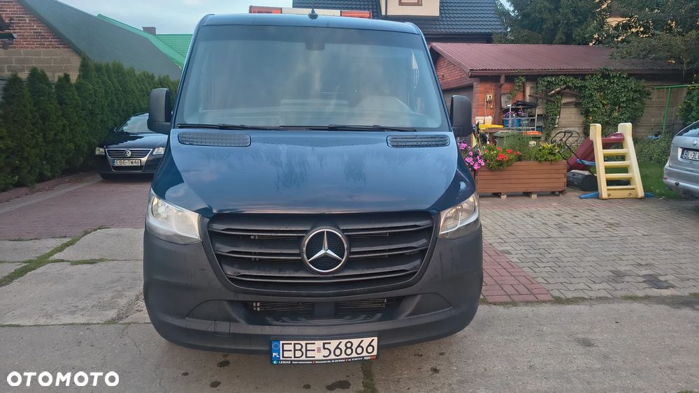 Mercedes-Benz Sprinter - 2