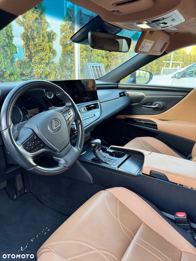 Lexus ES 300h Prestige - 7