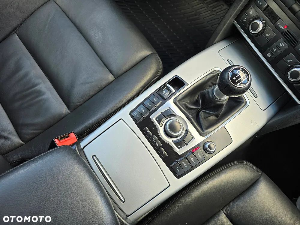 Audi A6 Avant 2.0 TDI DPF - 32