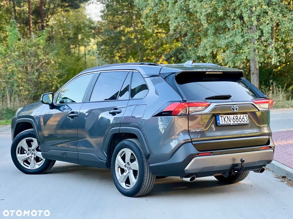 Toyota RAV4 - 10