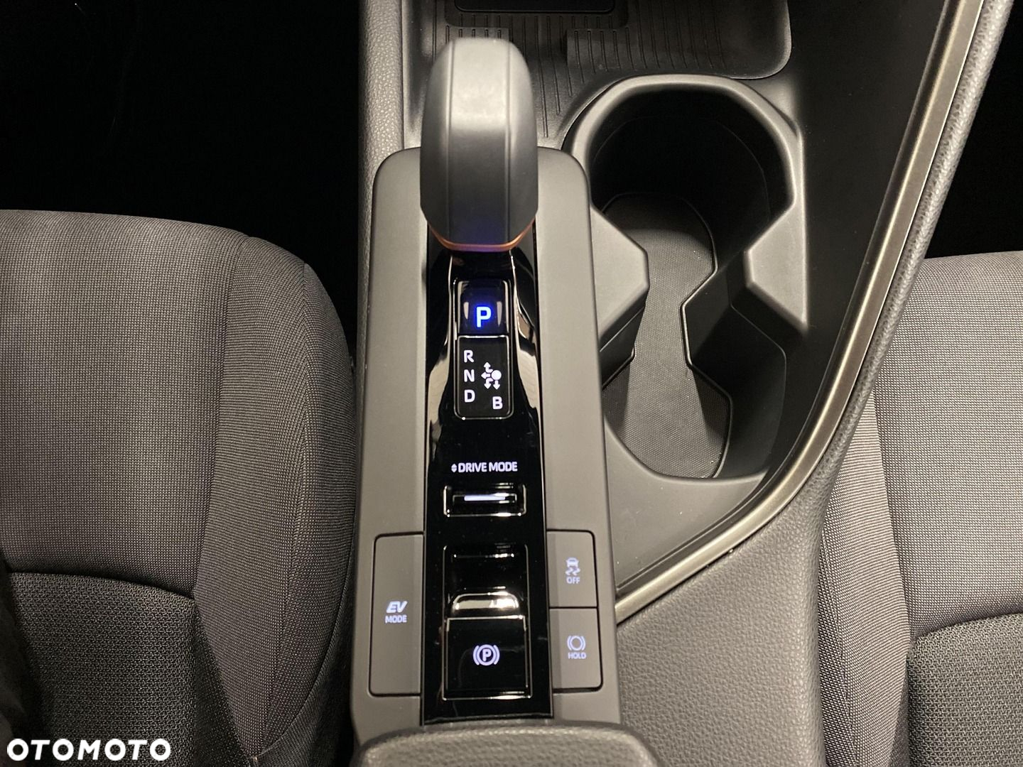 Toyota C-HR - 19