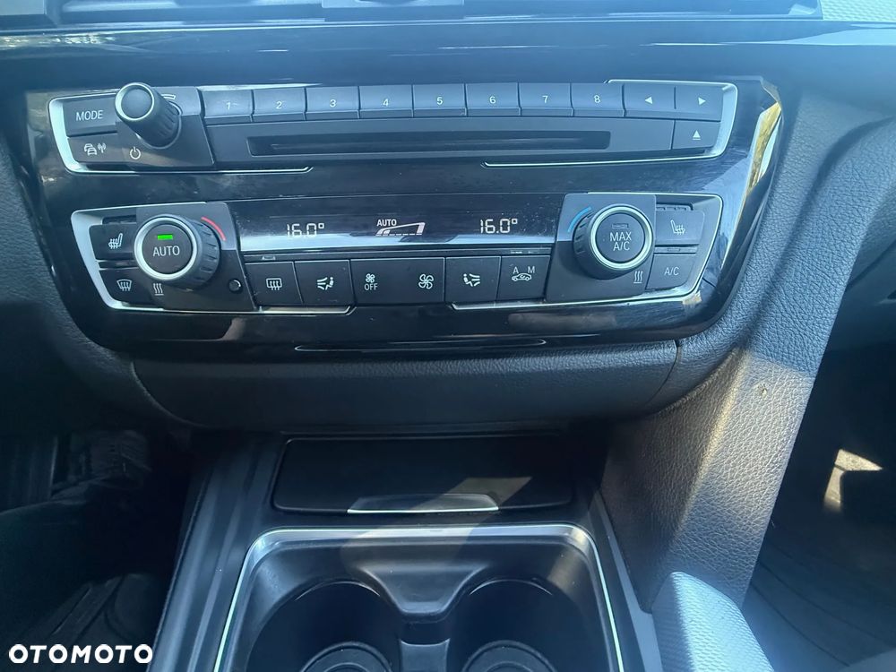 BMW Seria 3 318d - 21